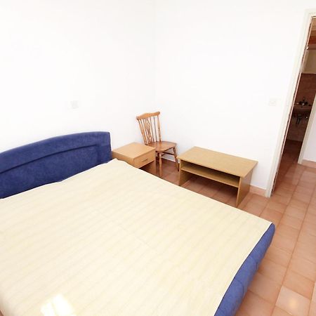 ילסה Apartments And Rooms With Parking Space Zavala, Hvar - 128 חדר תמונה