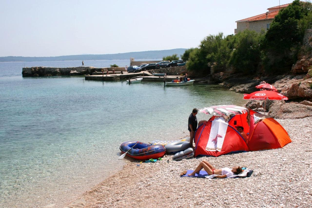 ילסה Apartments And Rooms With Parking Space Zavala, Hvar - 128 מראה חיצוני תמונה