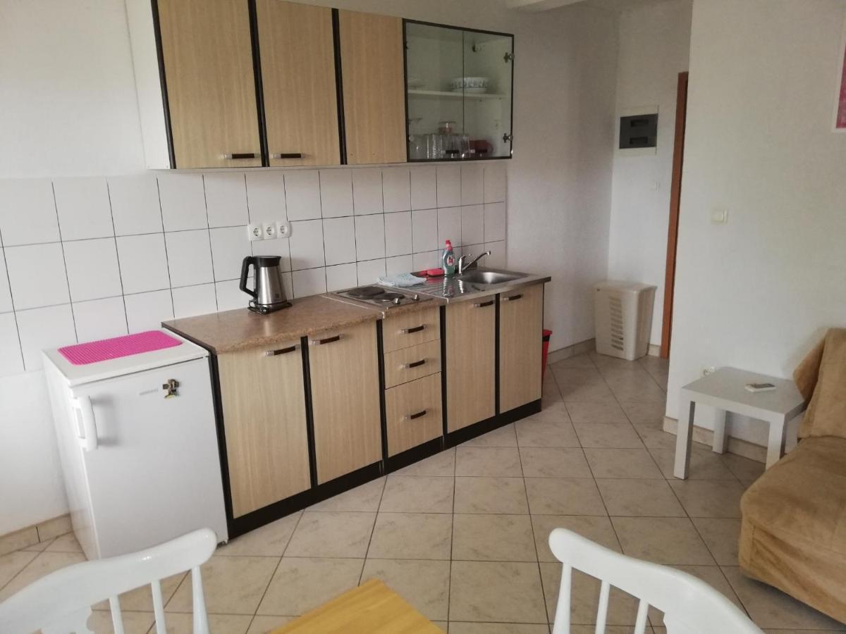 ילסה Apartments And Rooms With Parking Space Zavala, Hvar - 128 מראה חיצוני תמונה