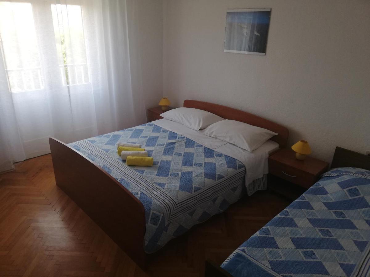 ילסה Apartments And Rooms With Parking Space Zavala, Hvar - 128 מראה חיצוני תמונה