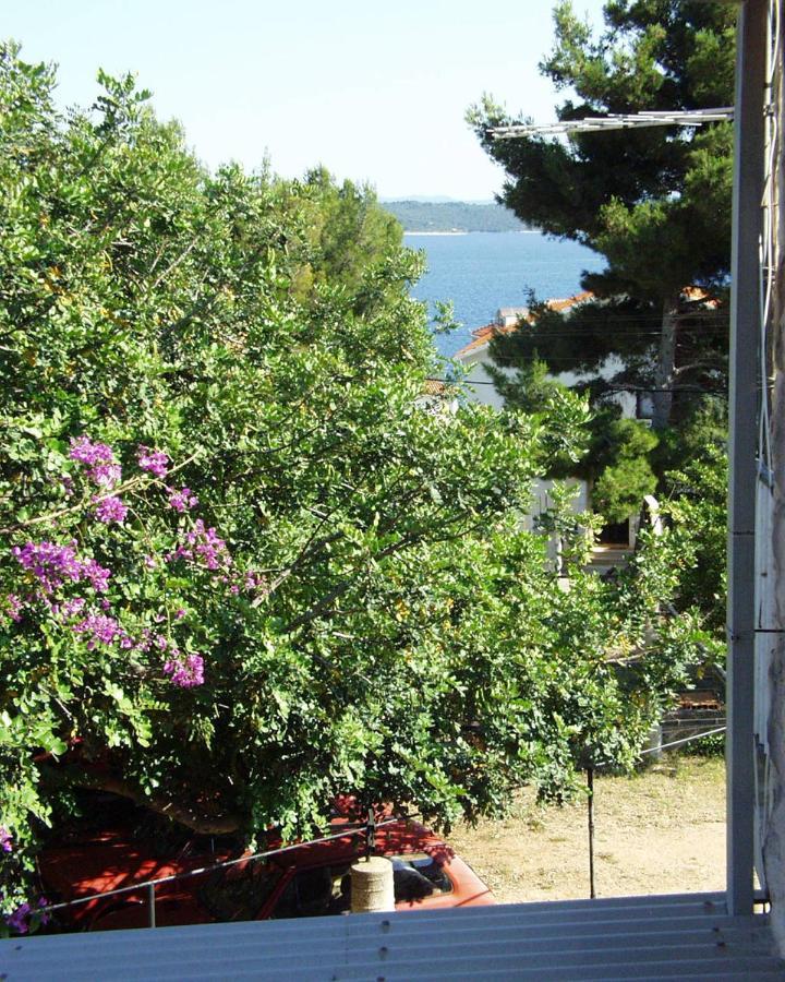 ילסה Apartments And Rooms With Parking Space Zavala, Hvar - 128 מראה חיצוני תמונה